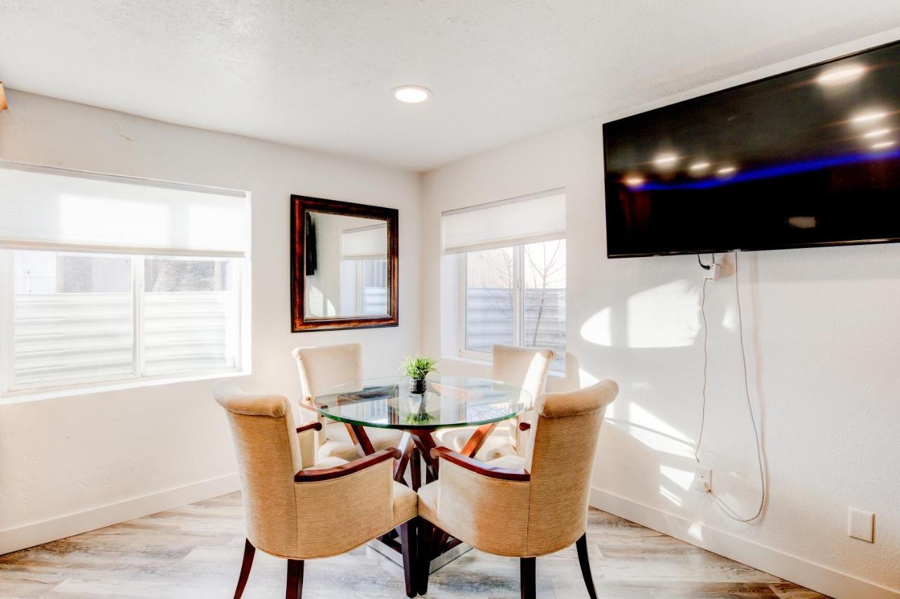 Modern Private Whole Unit 4 Bedroom Guest Suite King Bed Salt Lake City Bagian luar foto