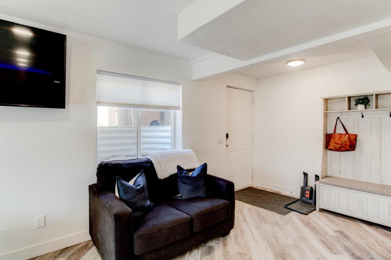 Modern Private Whole Unit 4 Bedroom Guest Suite King Bed Salt Lake City Bagian luar foto