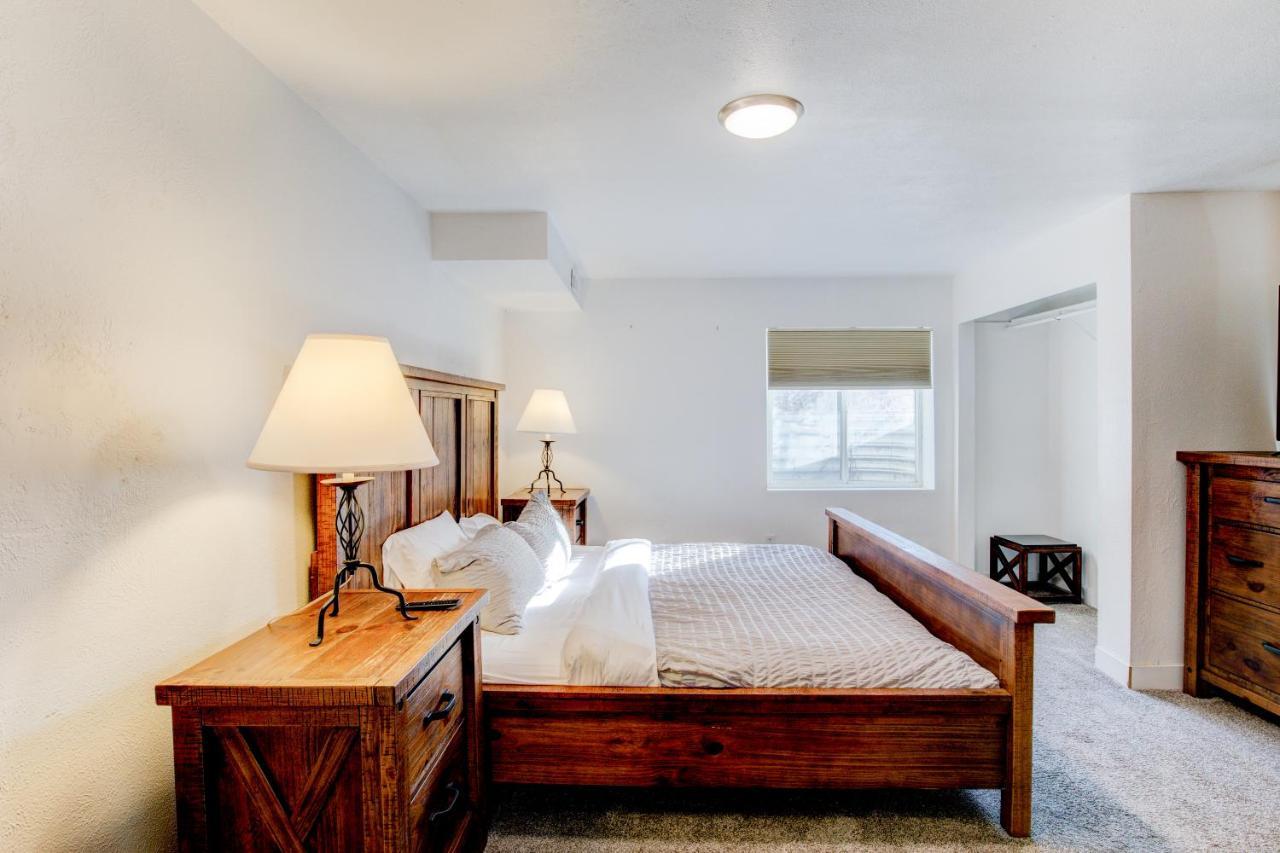Modern Private Whole Unit 4 Bedroom Guest Suite King Bed Salt Lake City Bagian luar foto